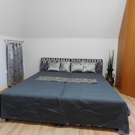 Tulipan Apartman Balatonalmadi Luaran gambar
