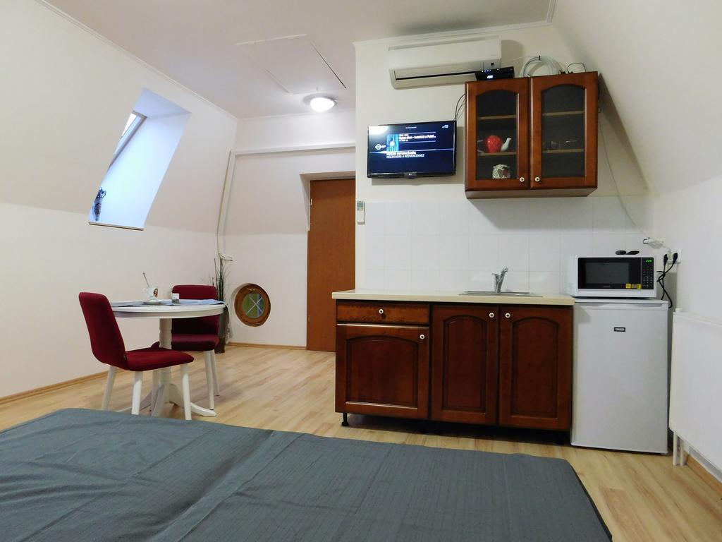 Tulipan Apartman Balatonalmadi Luaran gambar
